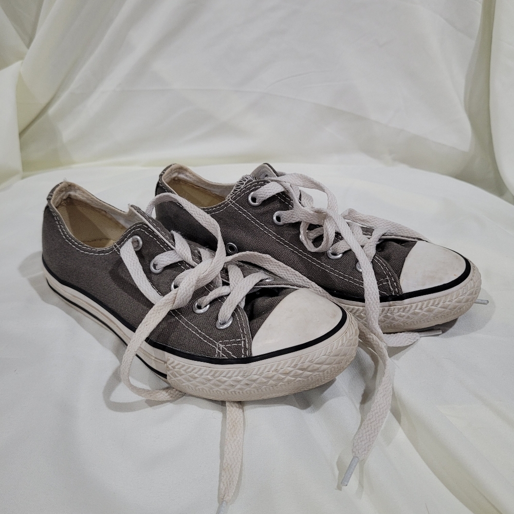 Converse kids shoes